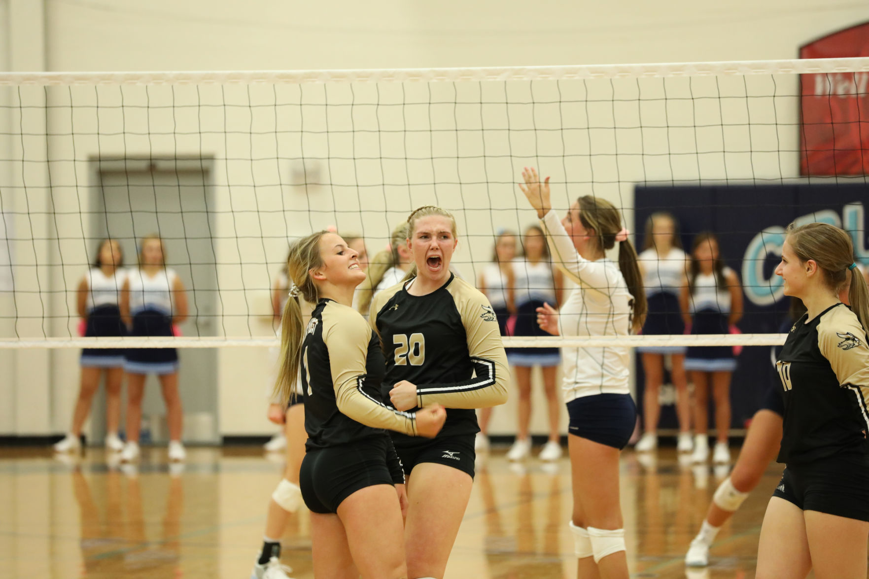 Outtakes_100419_ginwvball08_zlm.JPG